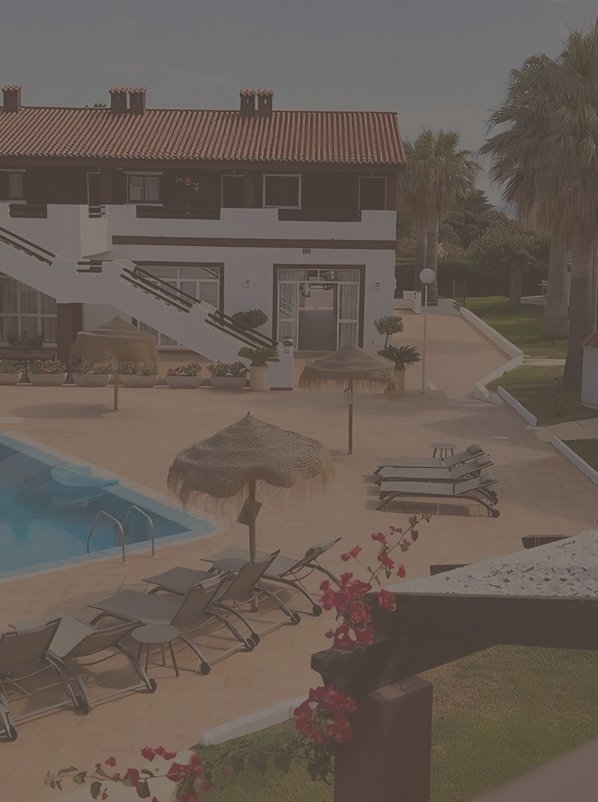 Zonas Comunes 2 Zona de piscinas y solarium